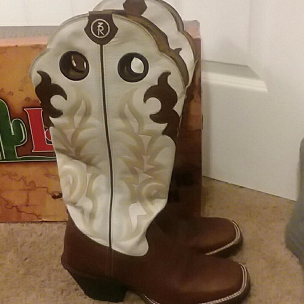 Boots - Picture 2 of 2